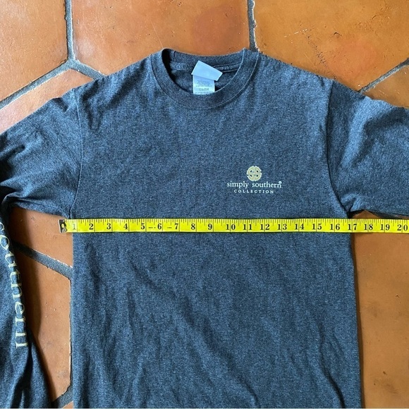 Simply Southern Old Town Road Tee Shirt Crew Neck L/S Size Small S Grey - Picture 8 of 8
